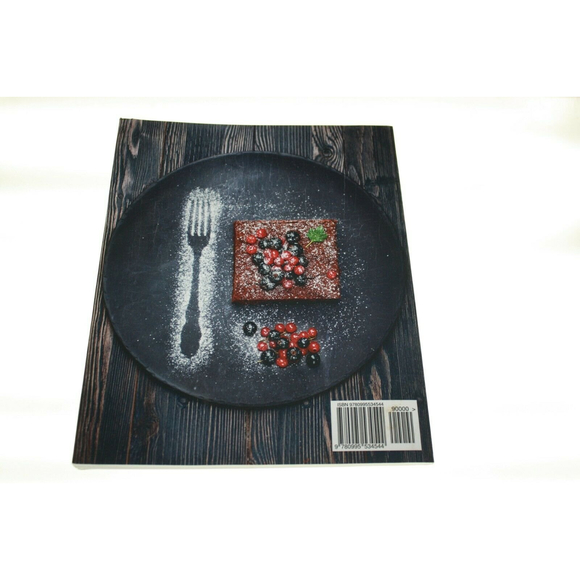 A Year of Fat Bombs: 52 Seasonal Sweet & Savory Recipes  VGC - Picture 3 of 4